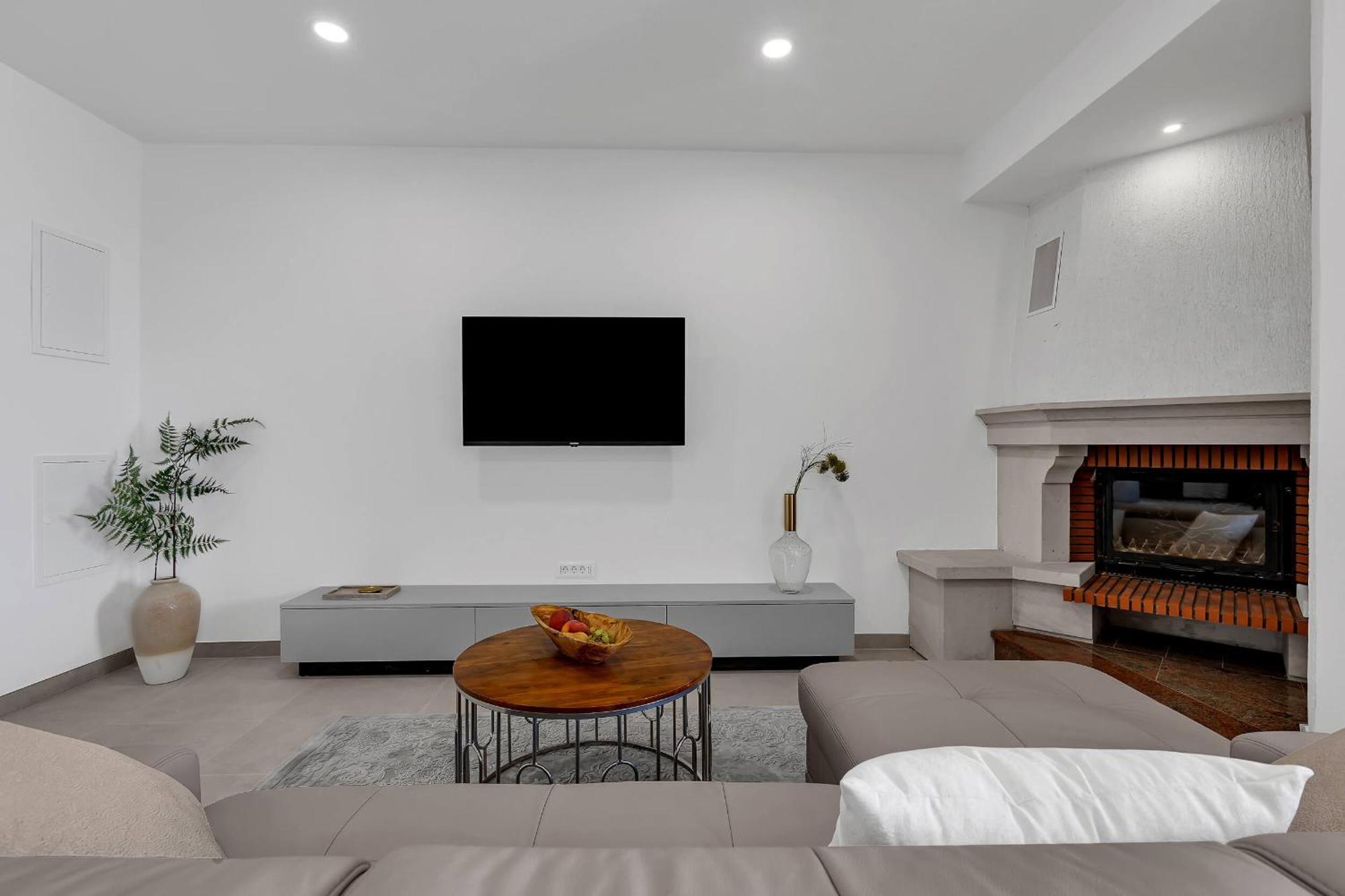 Apartments Luka'S View 马卡尔斯卡 外观 照片