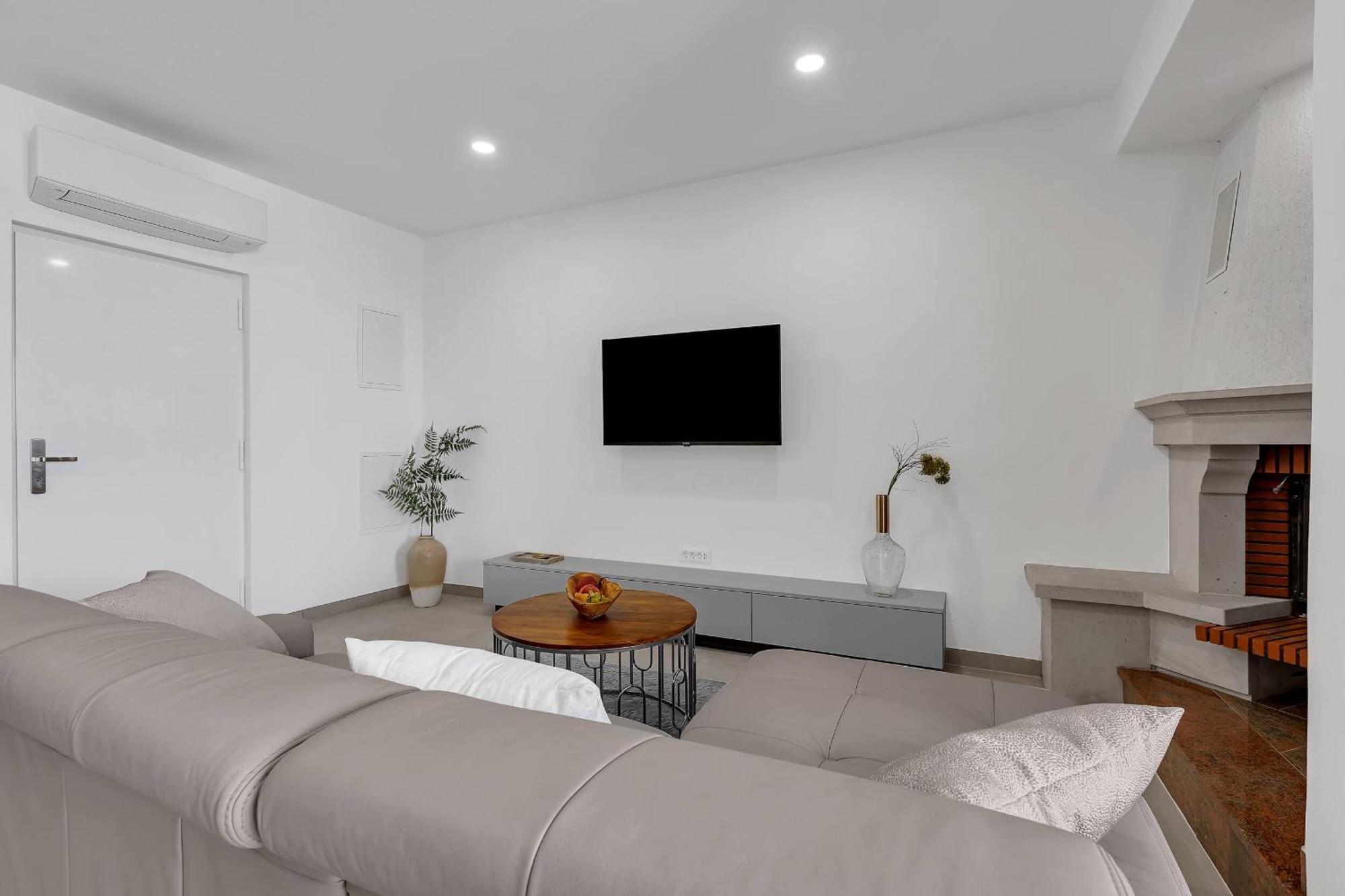 Apartments Luka'S View 马卡尔斯卡 外观 照片